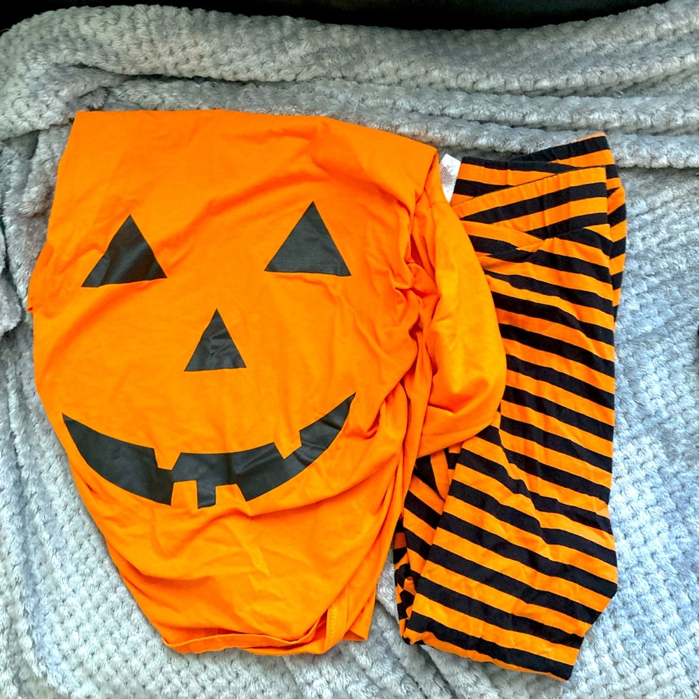 Halloween maternity